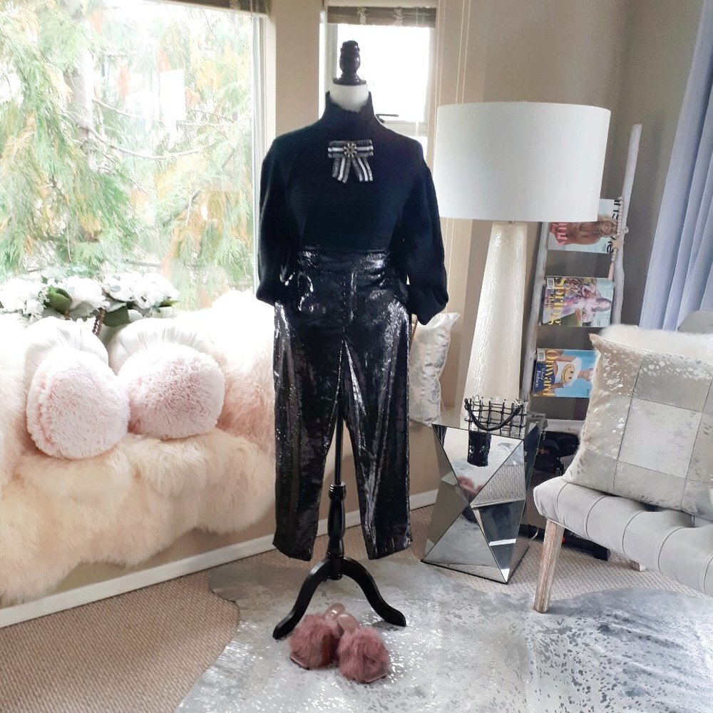 EUC Core Life black tight knit higher mock neck sweater, M